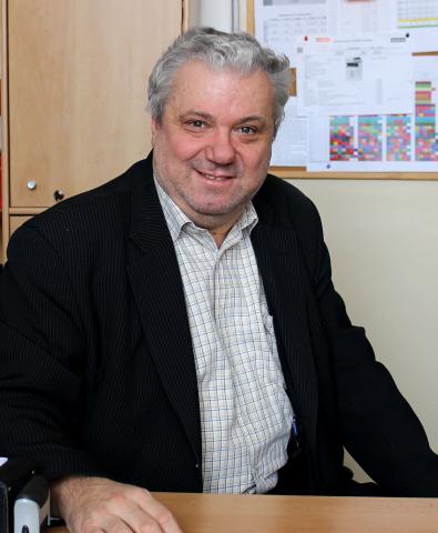 Mgr. Peter Gömöry riaditeľ školy riaditel2014